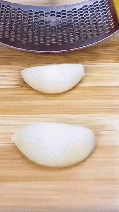 Multi-Function Garlic Presser – Stainless Steel Garlic & Ginger Rocker (UAE)